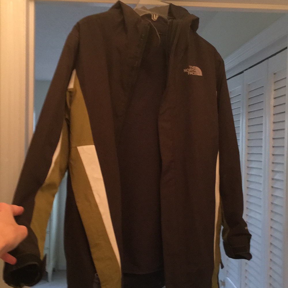 Boys xl north face raincoat with removable inside